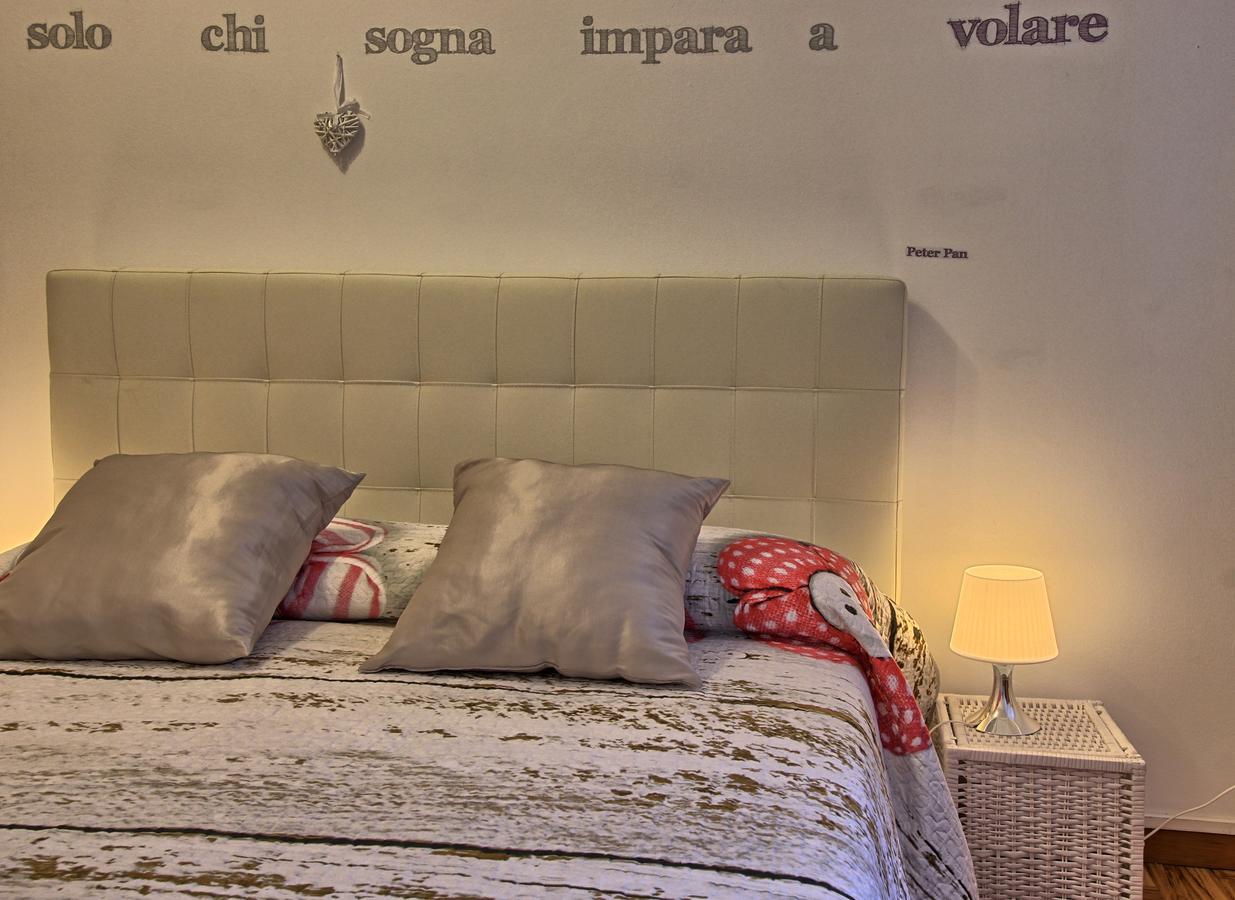 Piazza Duomo Amazing Apartment Como Exterior photo